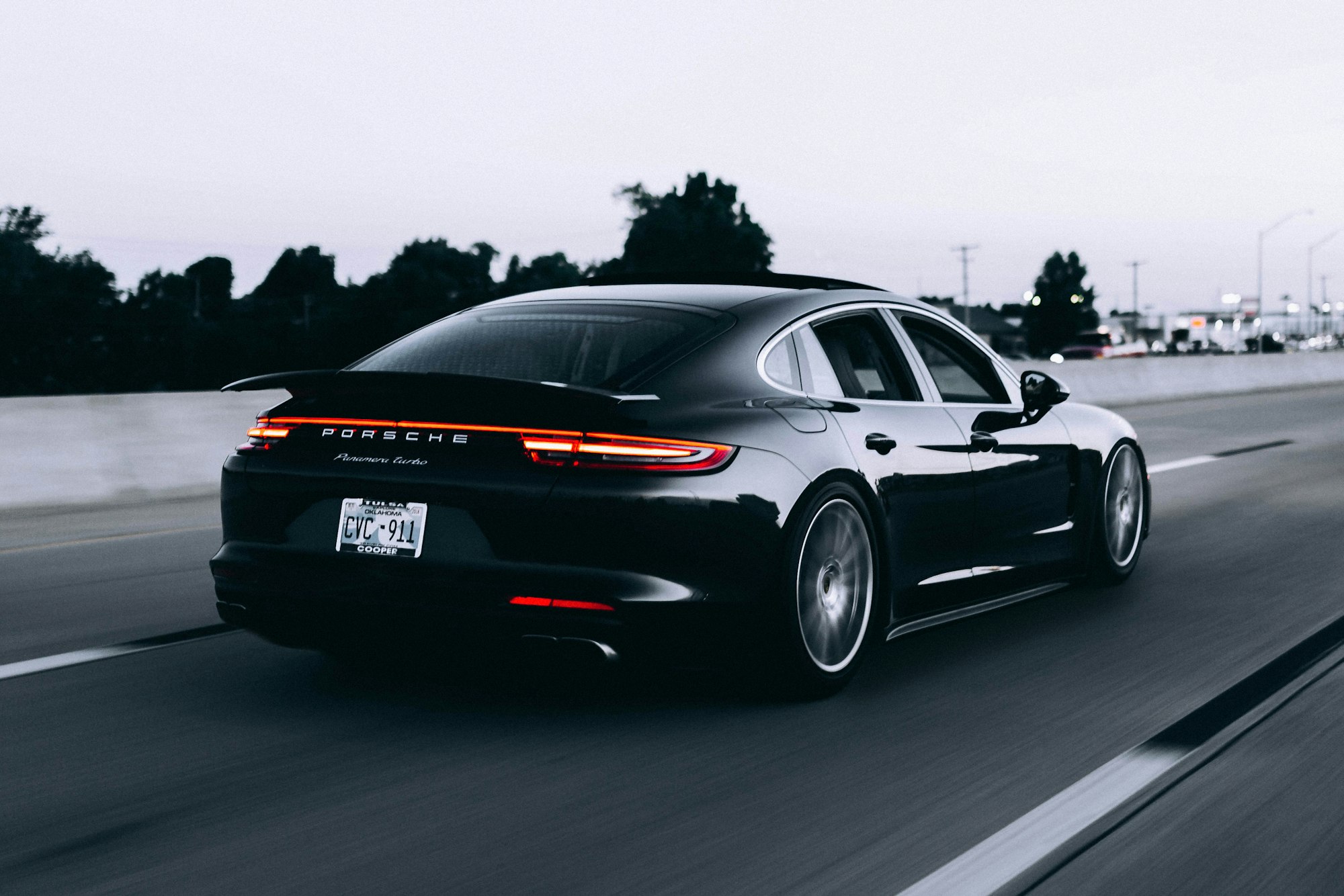 Sanchecz Rentcar Luxury
